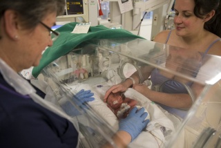 how to better communicate with parents in the NICU